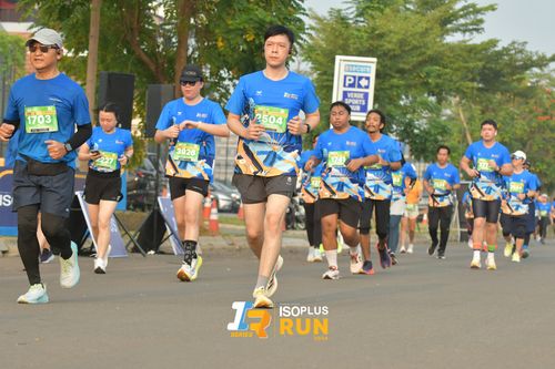 Race photo from ISOPlus Run 2024 Jakarta