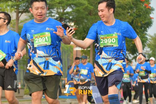 Race photo from ISOPlus Run 2024 Jakarta
