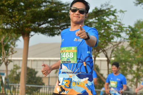 Race photo from ISOPlus Run 2024 Jakarta
