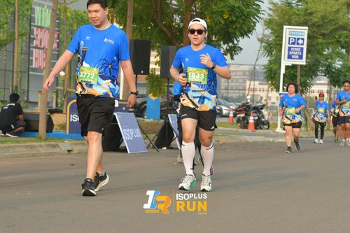 Race photo from ISOPlus Run 2024 Jakarta