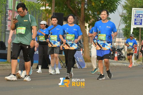 Race photo from ISOPlus Run 2024 Jakarta