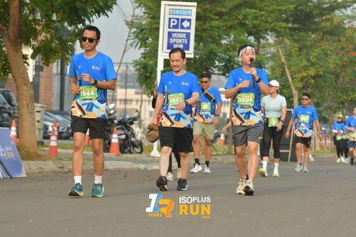 Race photo from ISOPlus Run 2024 Jakarta