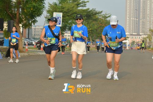 Race photo from ISOPlus Run 2024 Jakarta