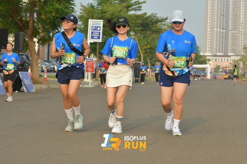 Race photo from ISOPlus Run 2024 Jakarta