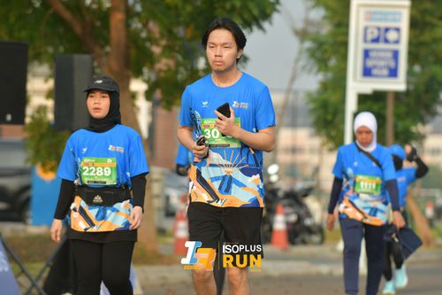 Race photo from ISOPlus Run 2024 Jakarta