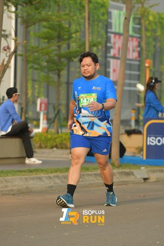 Race photo from ISOPlus Run 2024 Jakarta