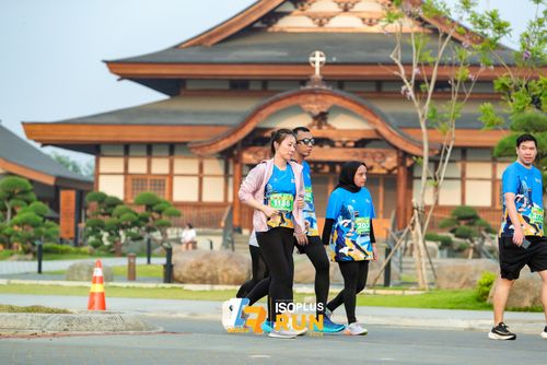 Race photo from ISOPlus Run 2024 Jakarta