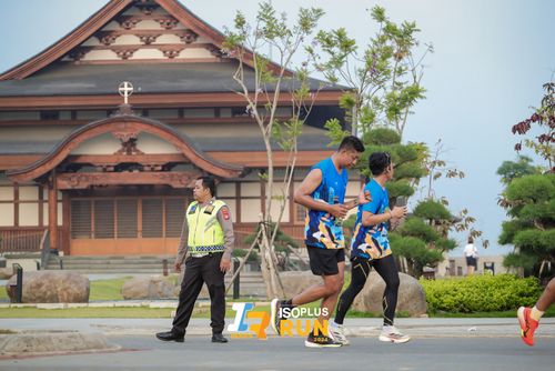 Race photo from ISOPlus Run 2024 Jakarta