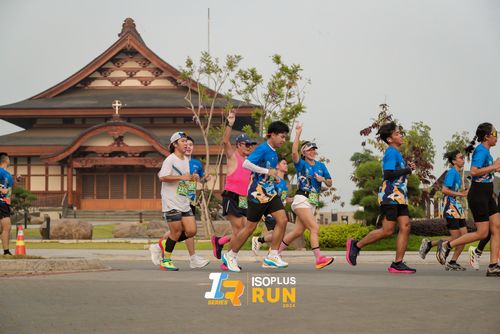 Race photo from ISOPlus Run 2024 Jakarta