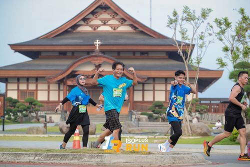 Race photo from ISOPlus Run 2024 Jakarta
