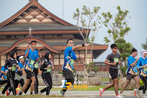 Race photo from ISOPlus Run 2024 Jakarta