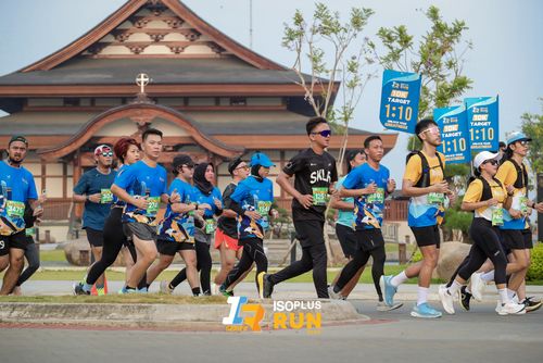 Race photo from ISOPlus Run 2024 Jakarta