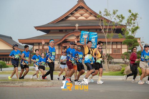 Race photo from ISOPlus Run 2024 Jakarta