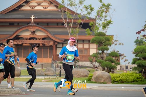 Race photo from ISOPlus Run 2024 Jakarta