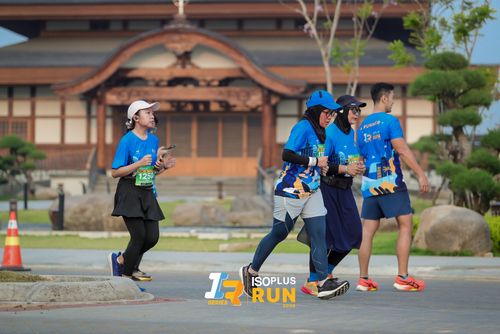Race photo from ISOPlus Run 2024 Jakarta