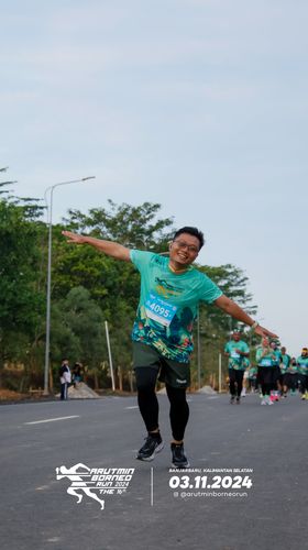Race photo from Arutmin Borneo Run 2024