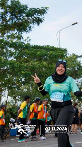 Race photo from Arutmin Borneo Run 2024