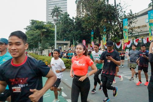 Race photo from One Run 10K Vibes 2024