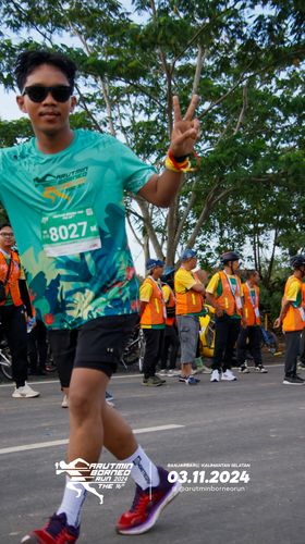 Race photo from Arutmin Borneo Run 2024