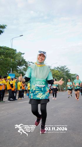 Race photo from Arutmin Borneo Run 2024