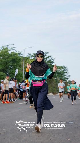 Race photo from Arutmin Borneo Run 2024
