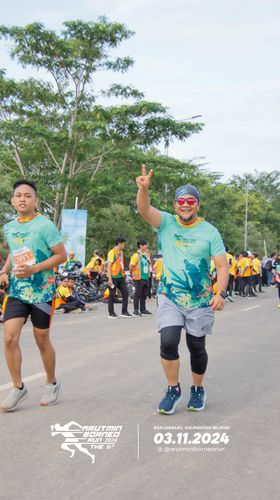 Race photo from Arutmin Borneo Run 2024