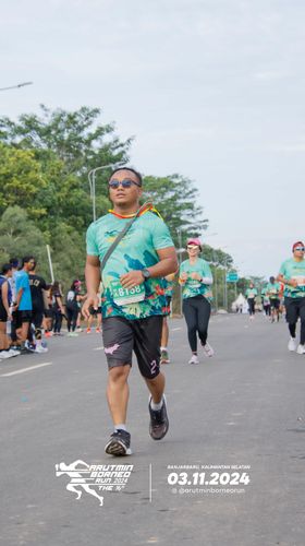 Race photo from Arutmin Borneo Run 2024