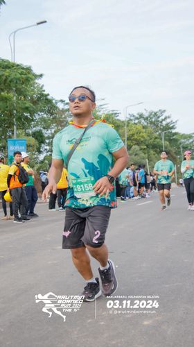 Race photo from Arutmin Borneo Run 2024