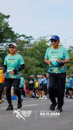 Race photo from Arutmin Borneo Run 2024