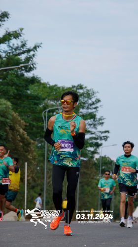 Race photo from Arutmin Borneo Run 2024