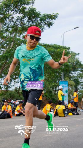 Race photo from Arutmin Borneo Run 2024
