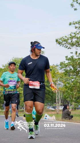 Race photo from Arutmin Borneo Run 2024