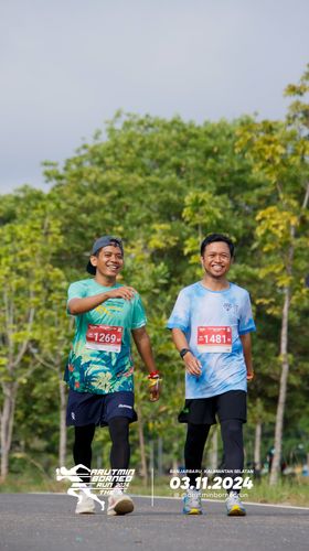 Race photo from Arutmin Borneo Run 2024