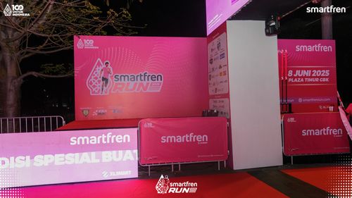 Race photo from Smartfren Run 2025 