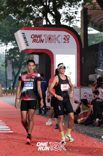 Race photo from ONE RUN 10K 2025