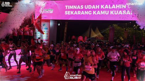 Race photo from Smartfren Run 2025 