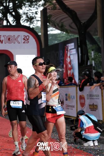 Race photo from ONE RUN 10K 2025