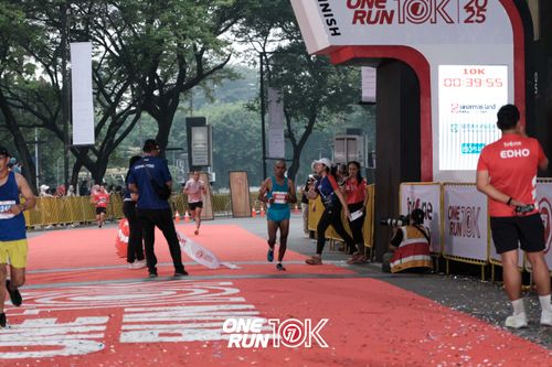 Race photo from ONE RUN 10K 2025