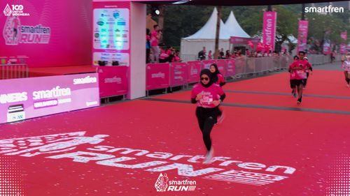 Race photo from Smartfren Run 2025 