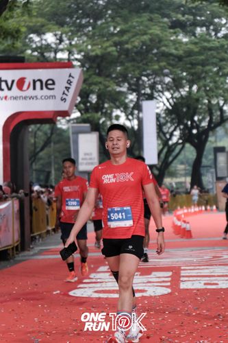 Race photo from ONE RUN 10K 2025