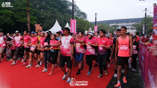 Race photo from Smartfren Run 2025 