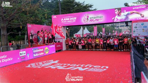 Race photo from Smartfren Run 2025 
