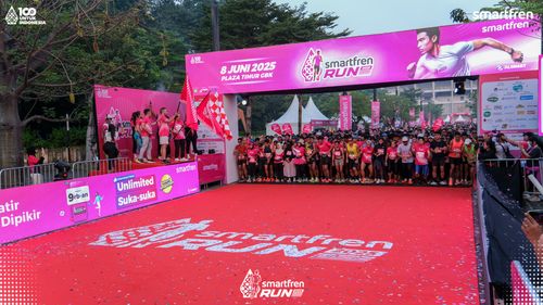 Race photo from Smartfren Run 2025 