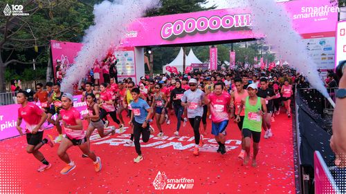 Race photo from Smartfren Run 2025 