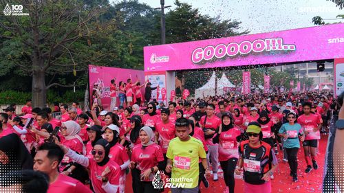 Race photo from Smartfren Run 2025 