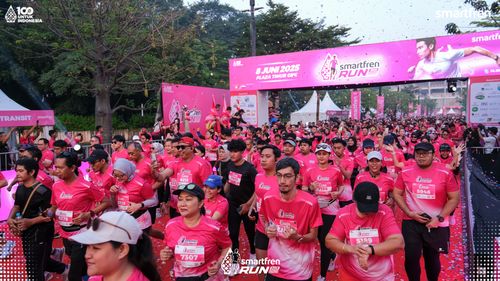 Race photo from Smartfren Run 2025 