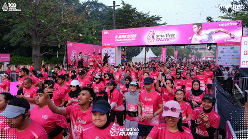 Race photo from Smartfren Run 2025 
