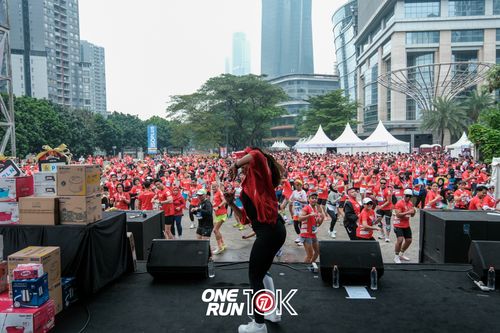 Race photo from ONE RUN 10K 2025