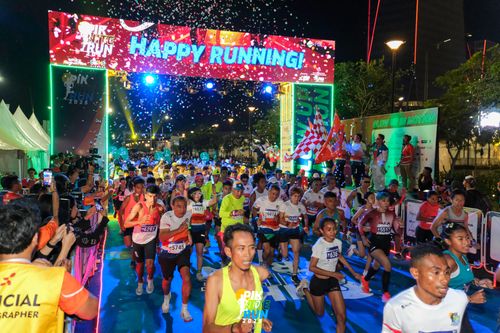 Race photo from PIK NITE RUN 2025
