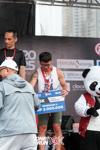Race photo from ONE RUN 10K 2025